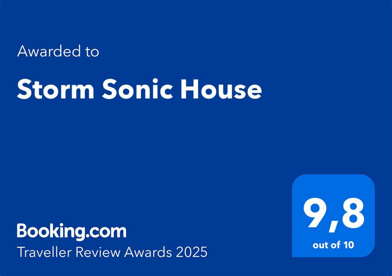 Apartment Storm Sonic House *